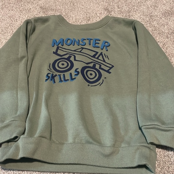 Pullover Bundle - Picture 3 of 3